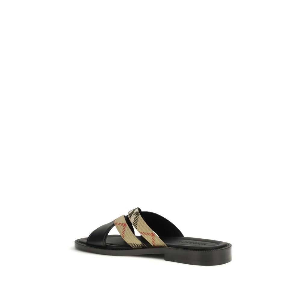 Burberry sorte sandaler i kalveskinn av storfe