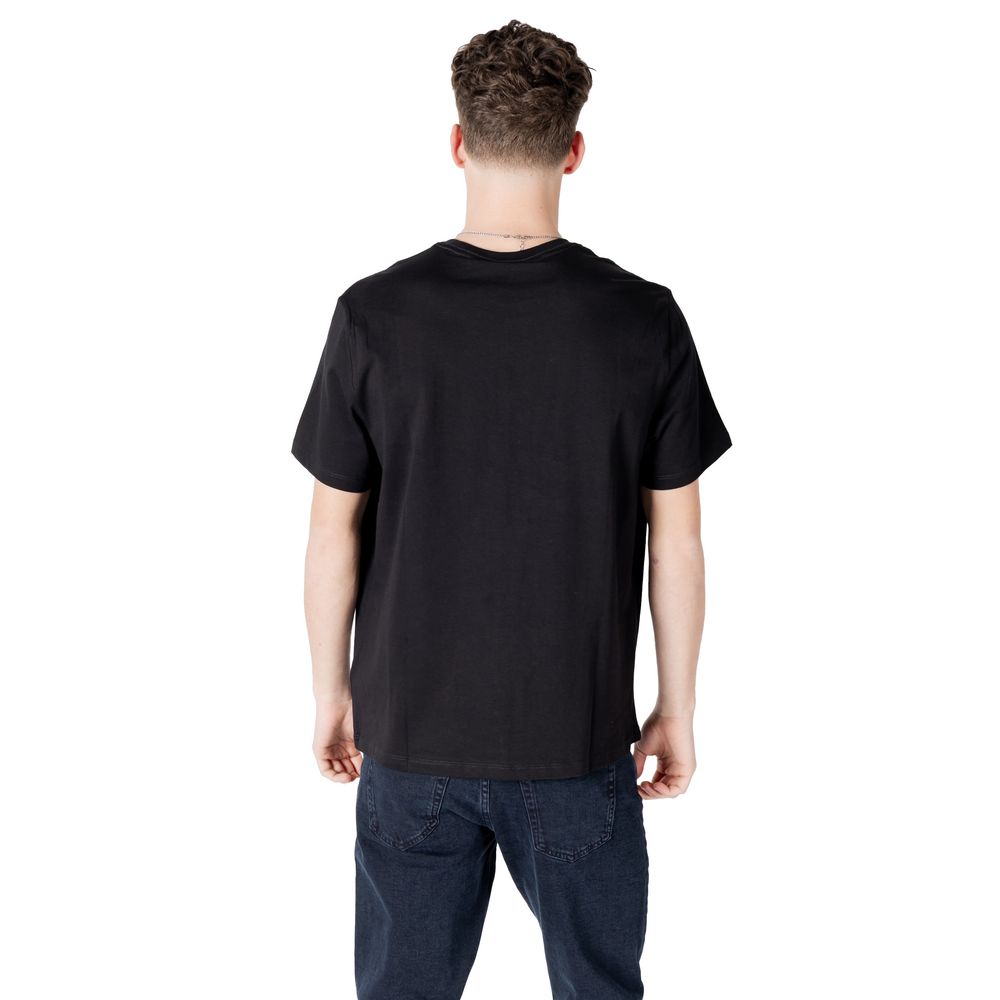 Calvin Klein Jeans Svart T-skjorte i bomull