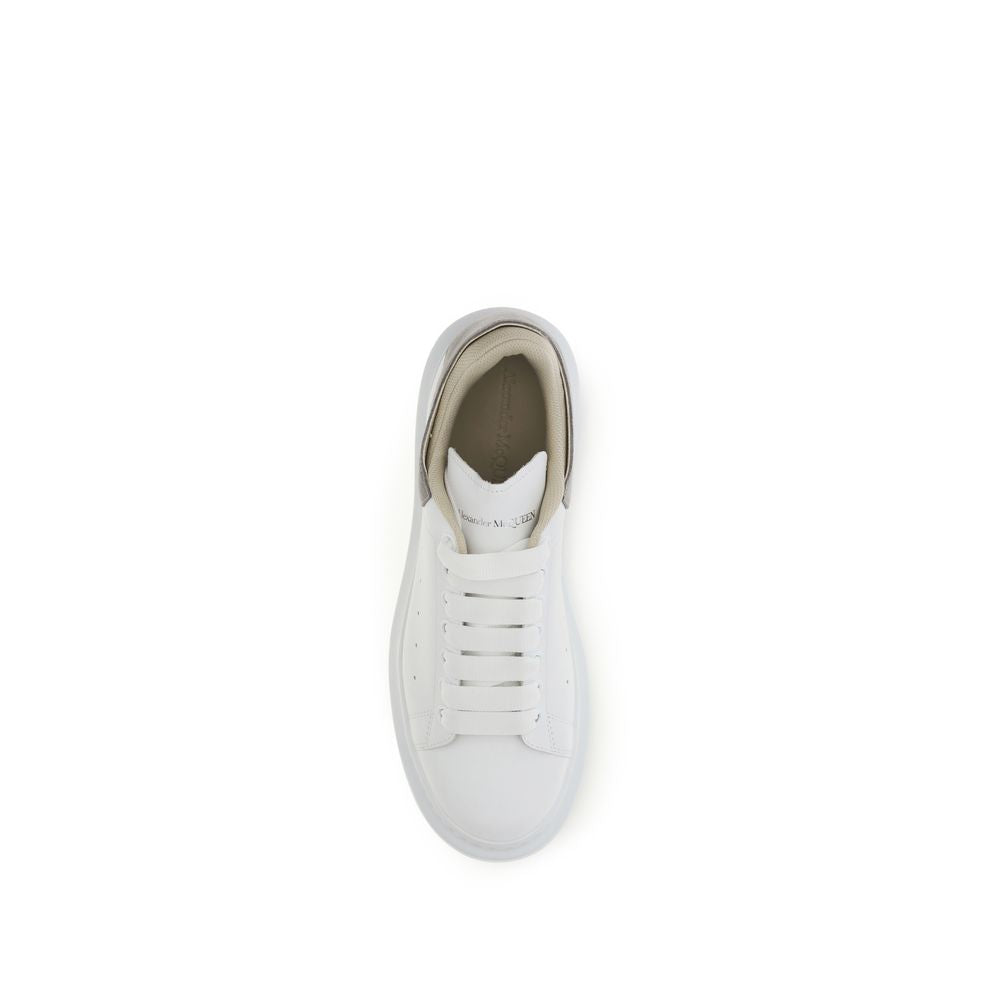 Alexander McQueen hvite tykke sneakers i kalveskinn av Bos Taurus
