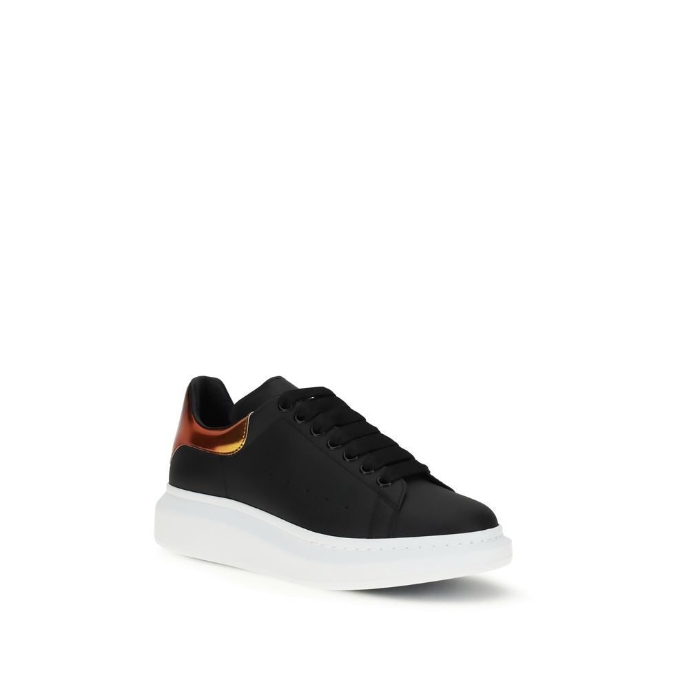 Alexander McQueen svarte platå-sneakers i kalveskinn