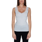 Vero Moda hvite tanktopper i viskose
