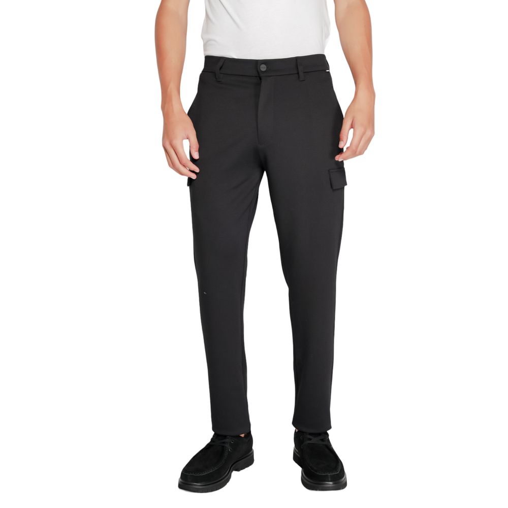 Calvin Klein svarte joggebukser i resirkulert polyester (treningsbukser)