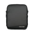 Calvin Klein Sleek svart skulderveske i resirkulert polyester