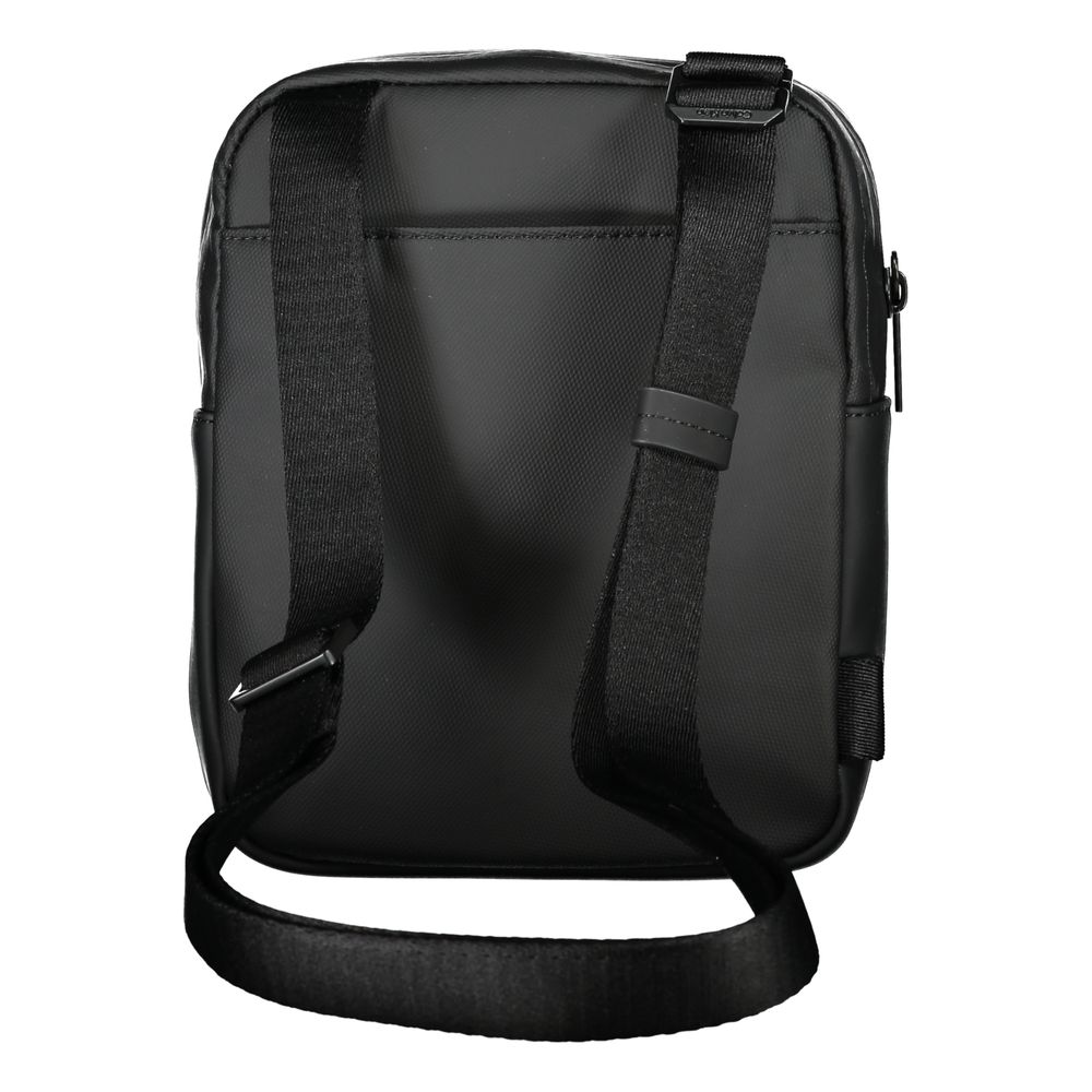 Calvin Klein Sleek svart skulderveske i resirkulert polyester
