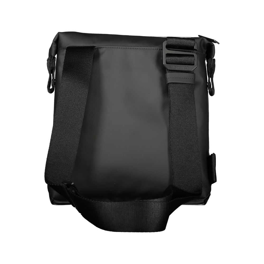 Calvin Klein elegant svart skulderveske med kontrastdetaljer