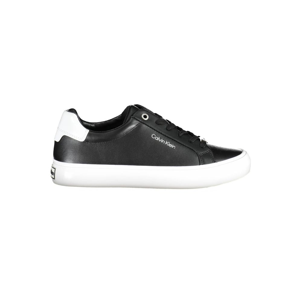 Calvin Klein svarte skinnsneaker til dame
