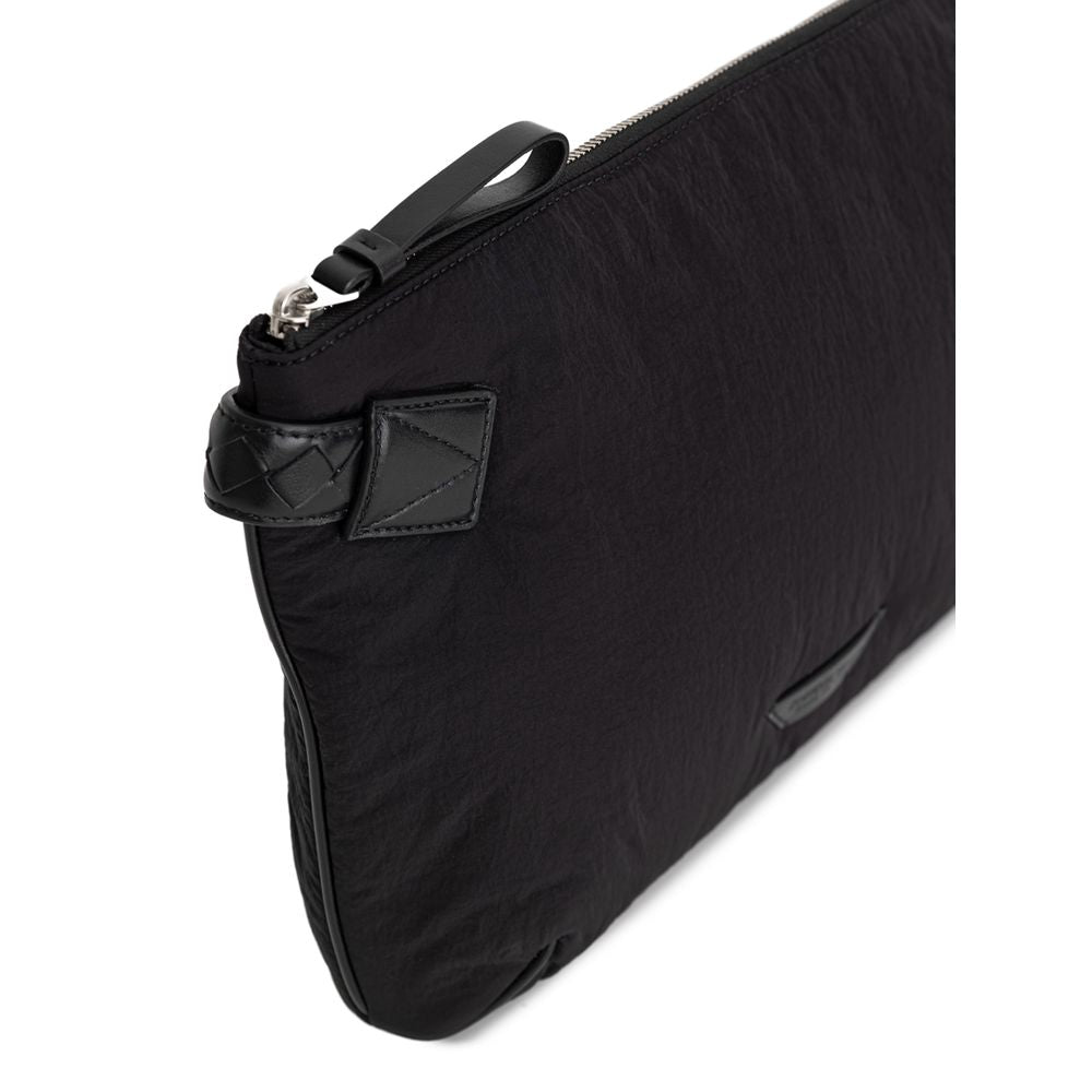 Bottega Veneta svart nylon clutch-veske