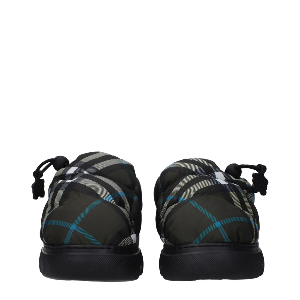 Burberry grønne slip-on pensko i stoff