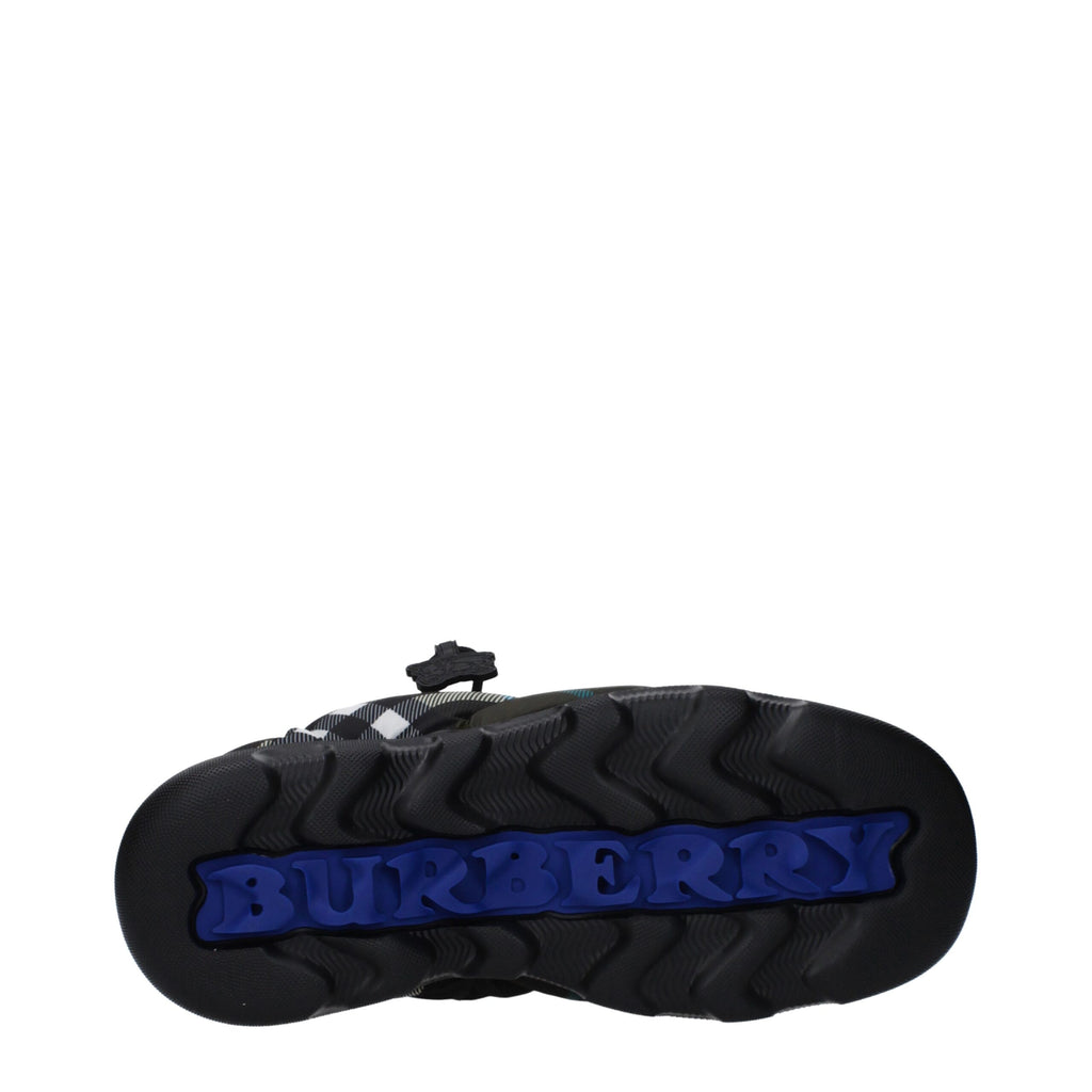 Burberry grønne slip-on pensko i stoff