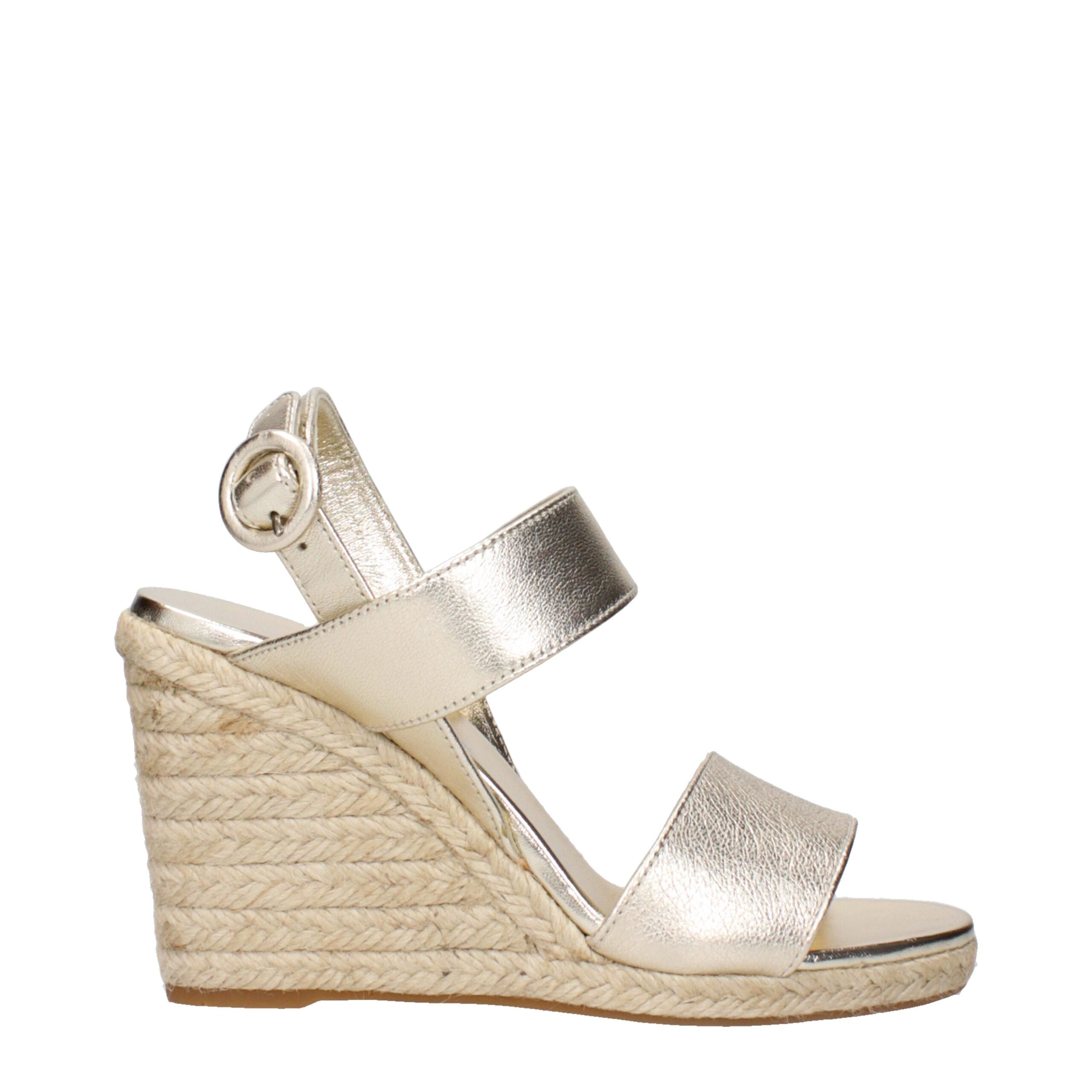 Prada gullfargede skinnkile sandaler